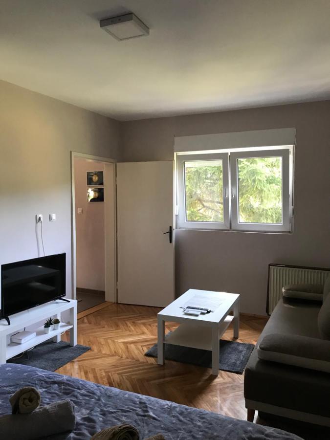 Apartman “Reka Gradac” Apartment Валево Екстериор снимка