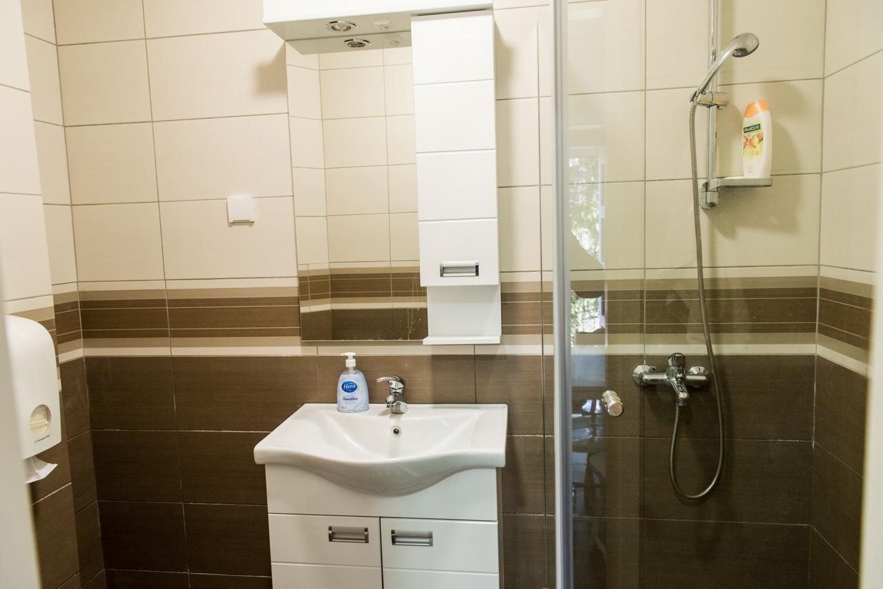 Apartman “Reka Gradac” Валево Екстериор снимка