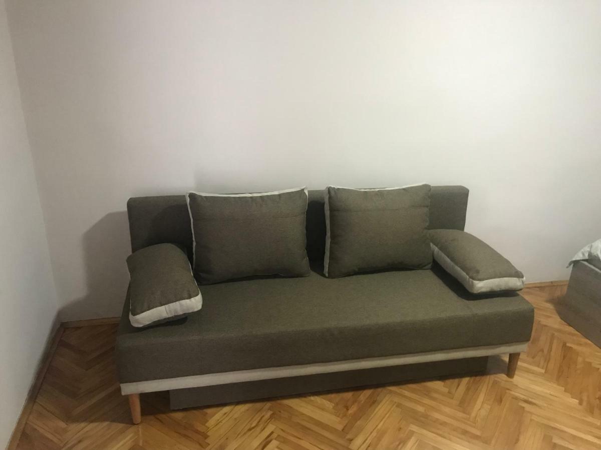 Apartman “Reka Gradac” Apartment Валево Екстериор снимка